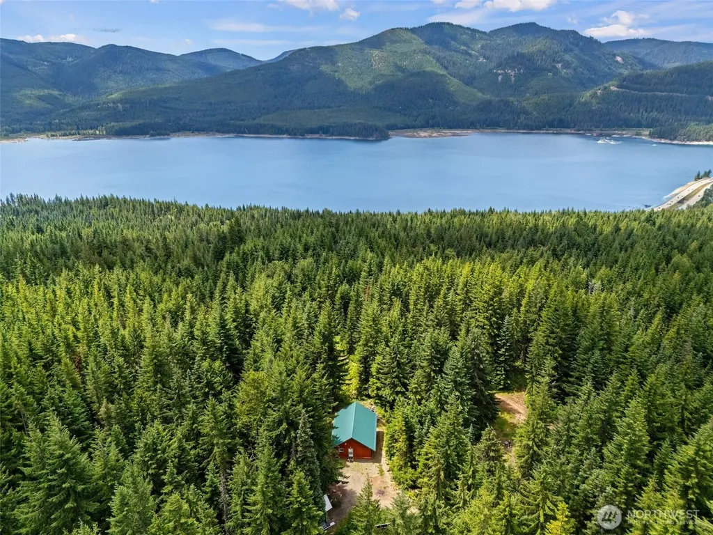 5001 N Forest Service Road 4832 Easton WA 98925