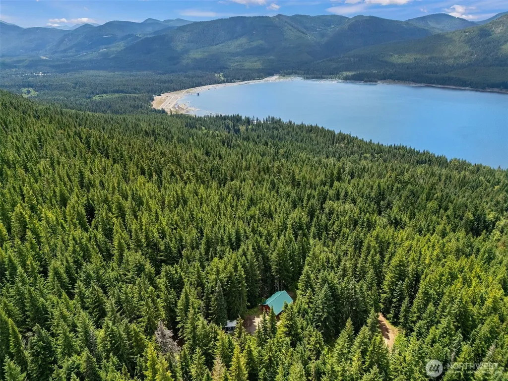 5001 N Forest Service Road 4832 Easton WA 98925