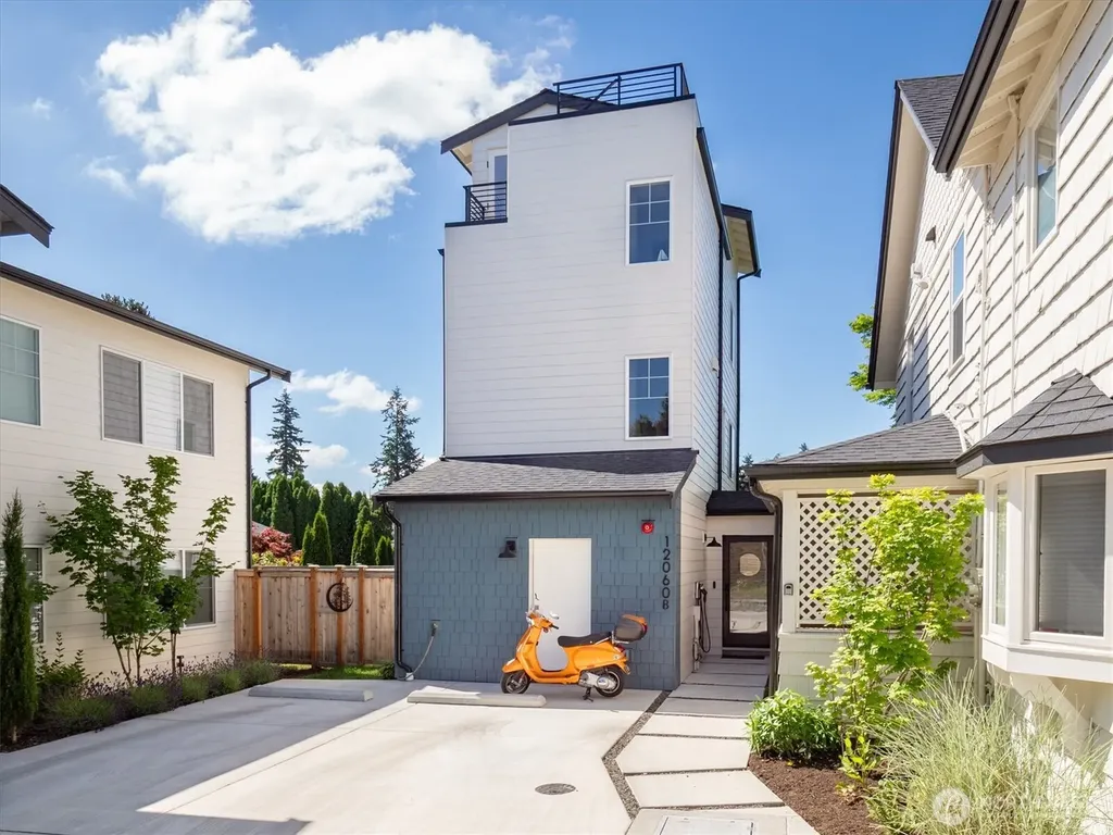 12060 8th Avenue NW Seattle WA 98177