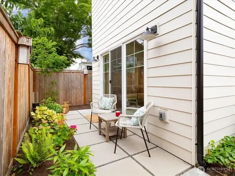 12060 8th Avenue NW Seattle WA 98177
