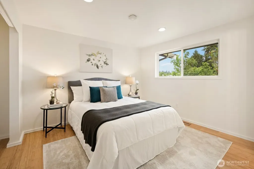 12005 NE 134th Place Kirkland WA 98034
