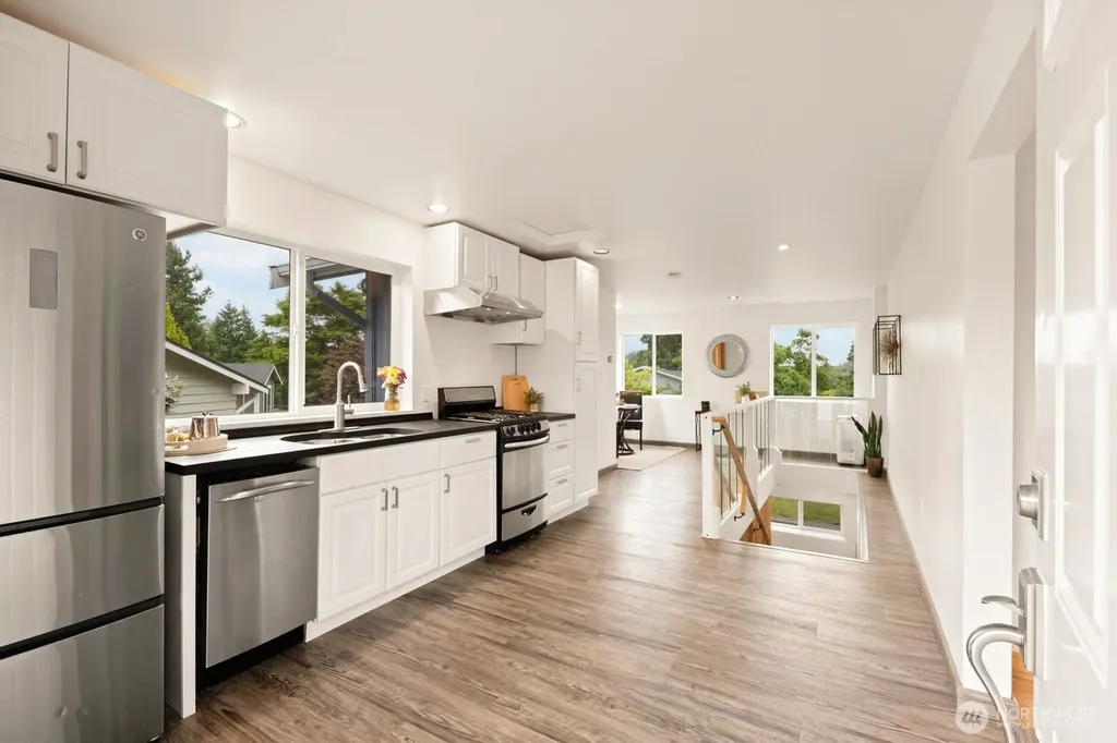 12005 NE 134th Place Kirkland WA 98034