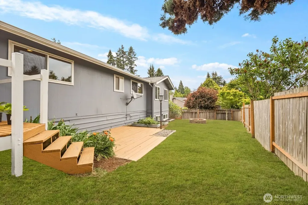 12005 NE 134th Place Kirkland WA 98034