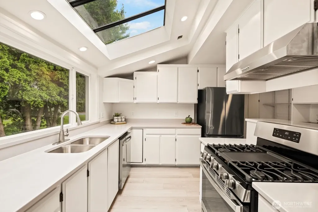 12005 NE 134th Place Kirkland WA 98034