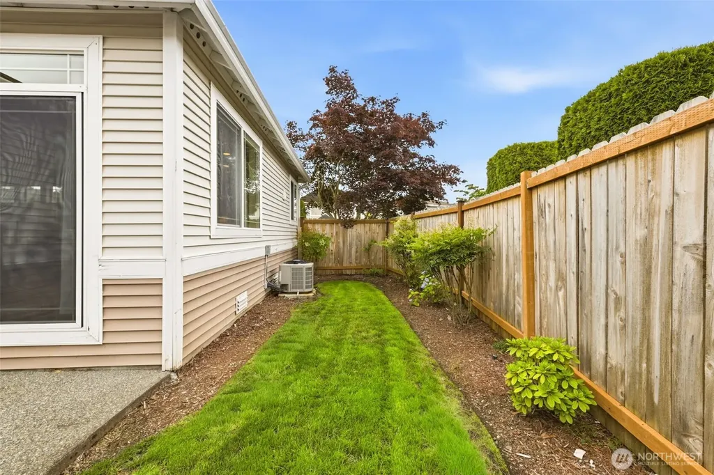 1115 O'farrell Lane NW Orting WA 98360