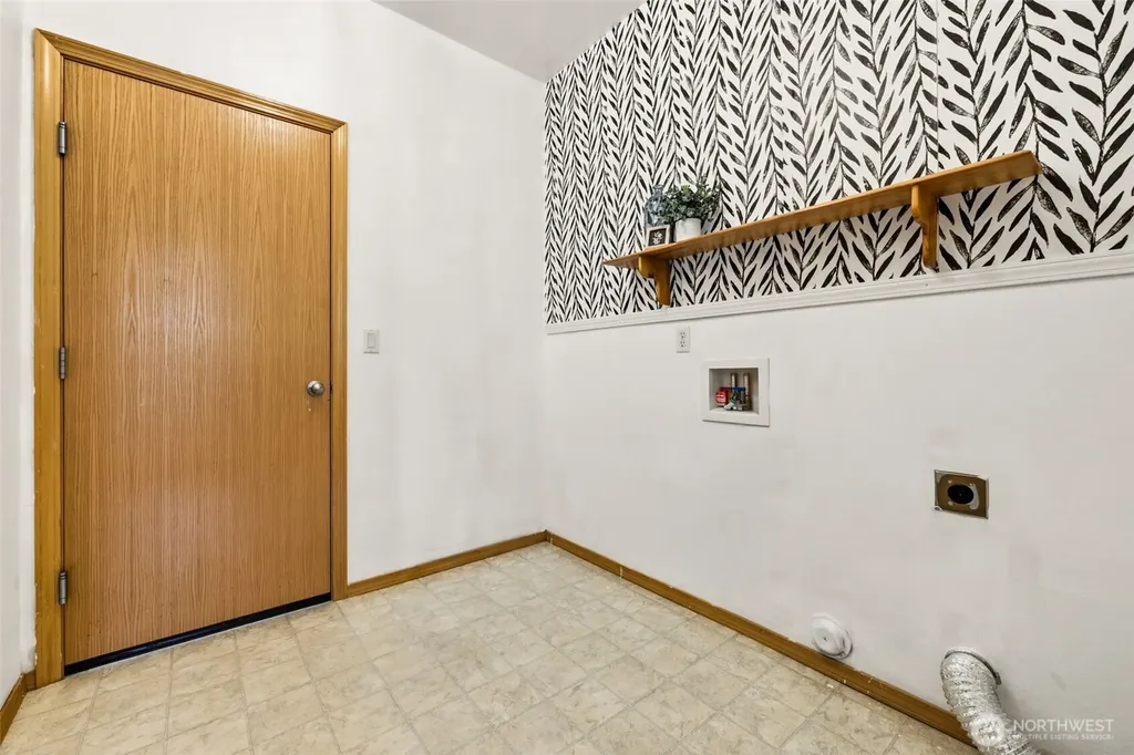 1115 O'farrell Lane NW Orting WA 98360