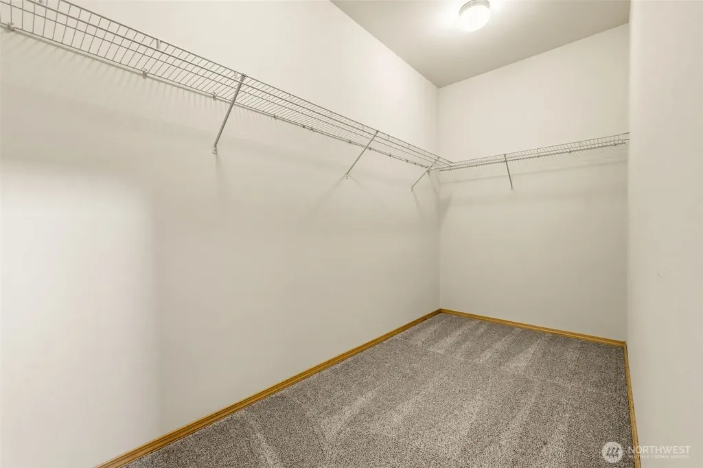 1115 O'farrell Lane NW Orting WA 98360