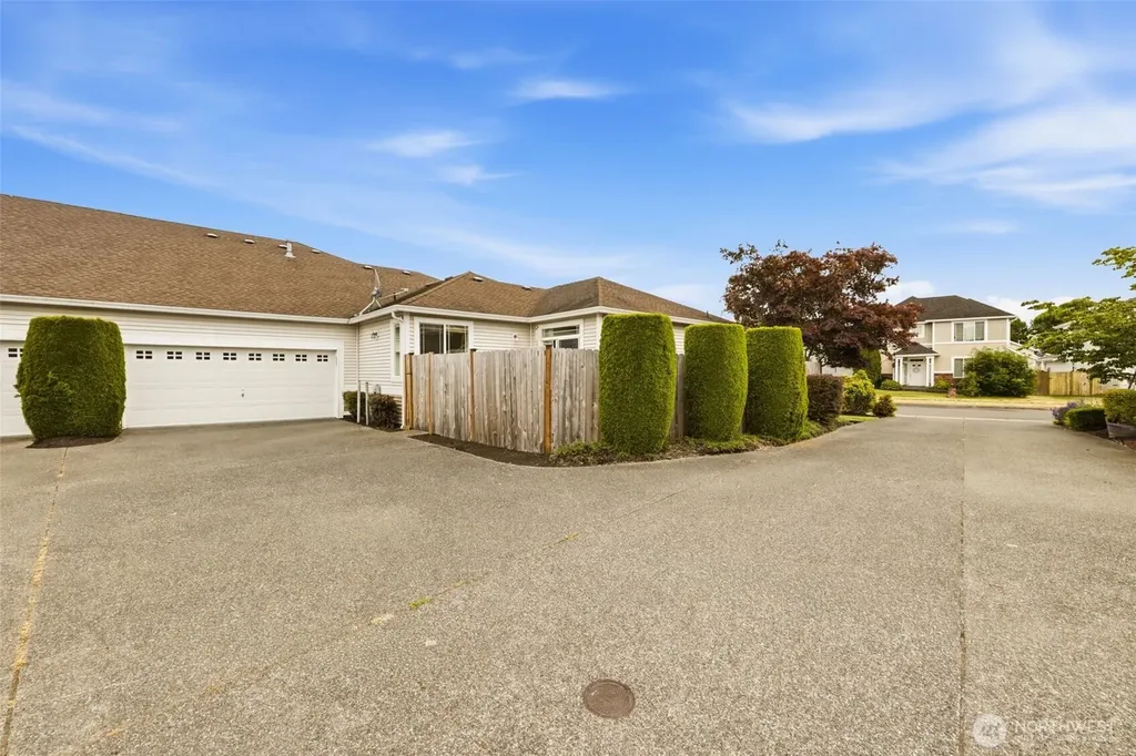 1115 O'farrell Lane NW Orting WA 98360