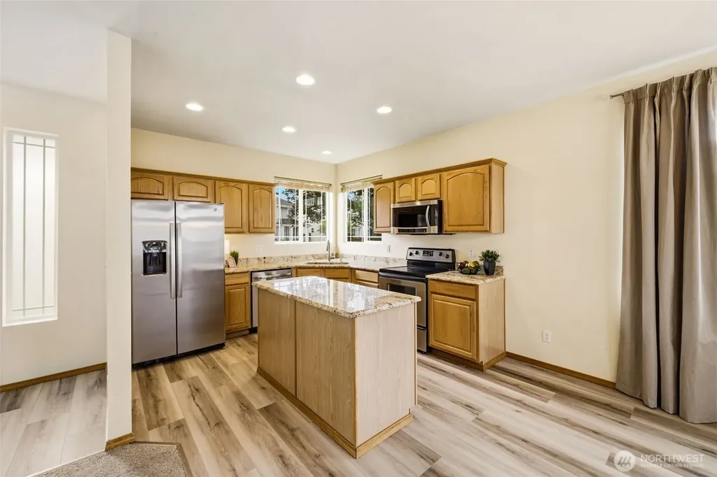 1115 O'farrell Lane NW Orting WA 98360