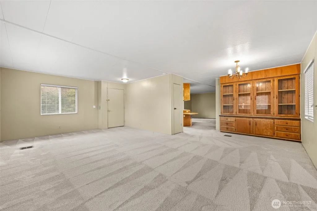 9314 Canyon Road Puyallup WA 98371