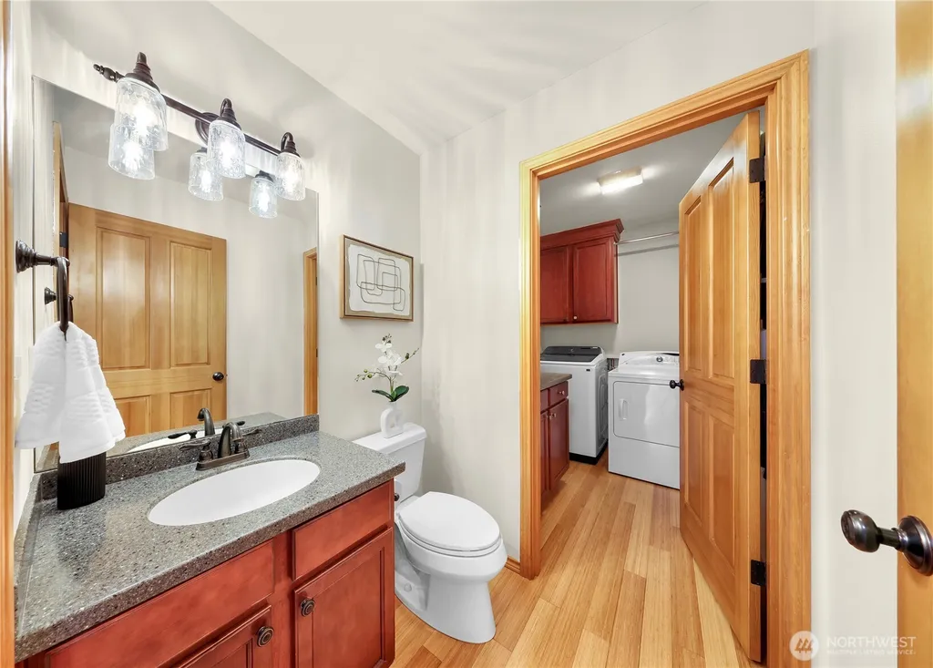 22209 NE 11th Place Sammamish WA 98074