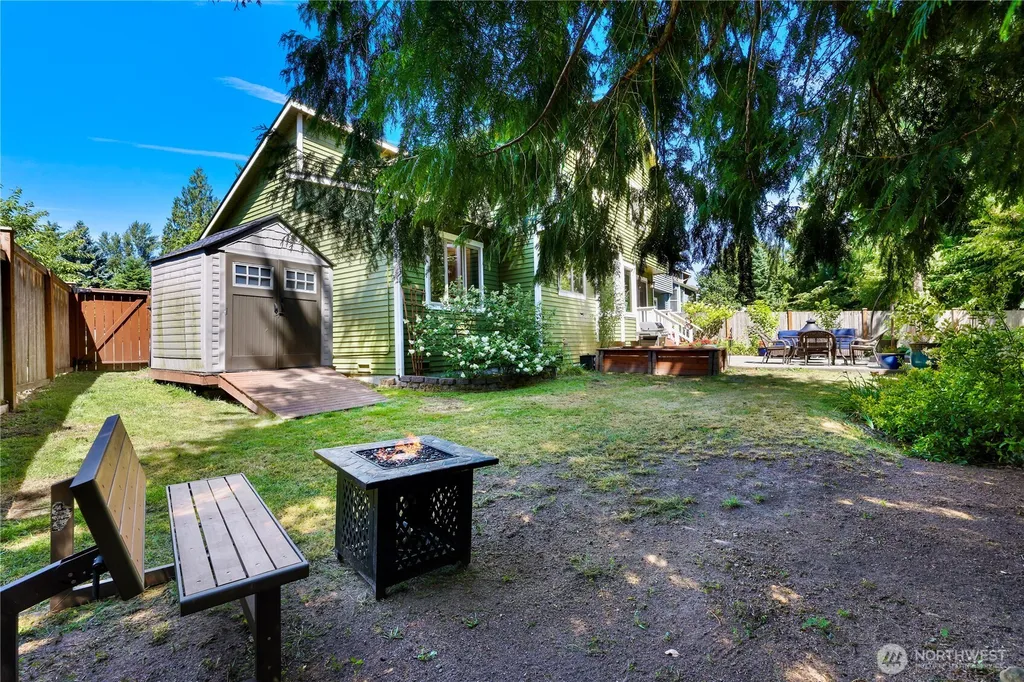 22209 NE 11th Place Sammamish WA 98074