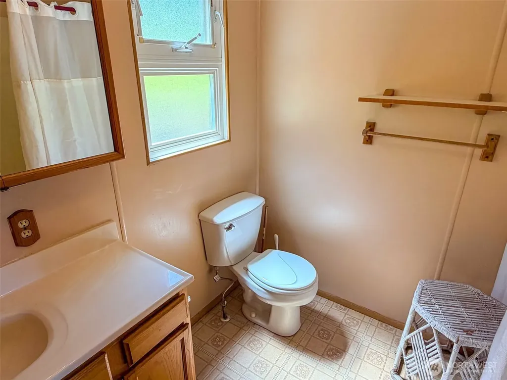 813 Fairmount Road Port Townsend WA 98368