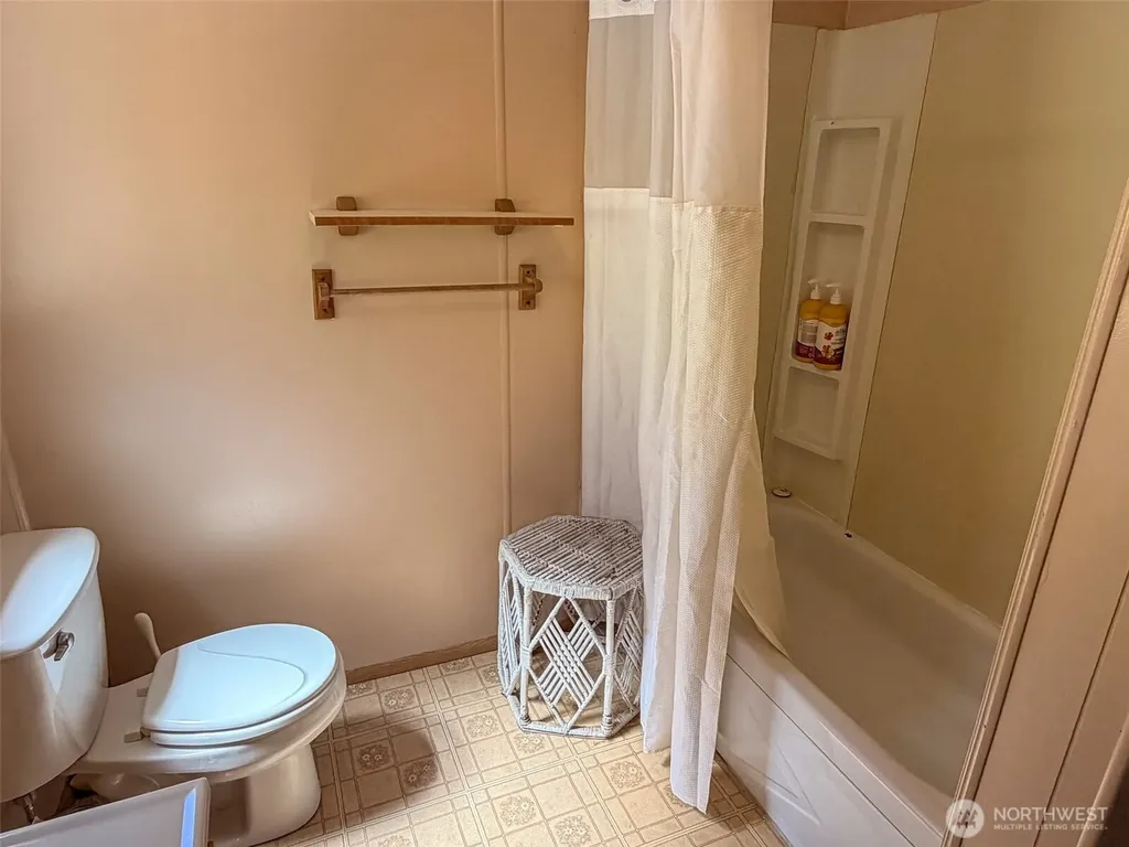 813 Fairmount Road Port Townsend WA 98368