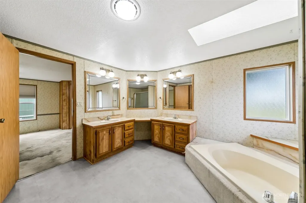 3225 M Street SE Auburn WA 98002