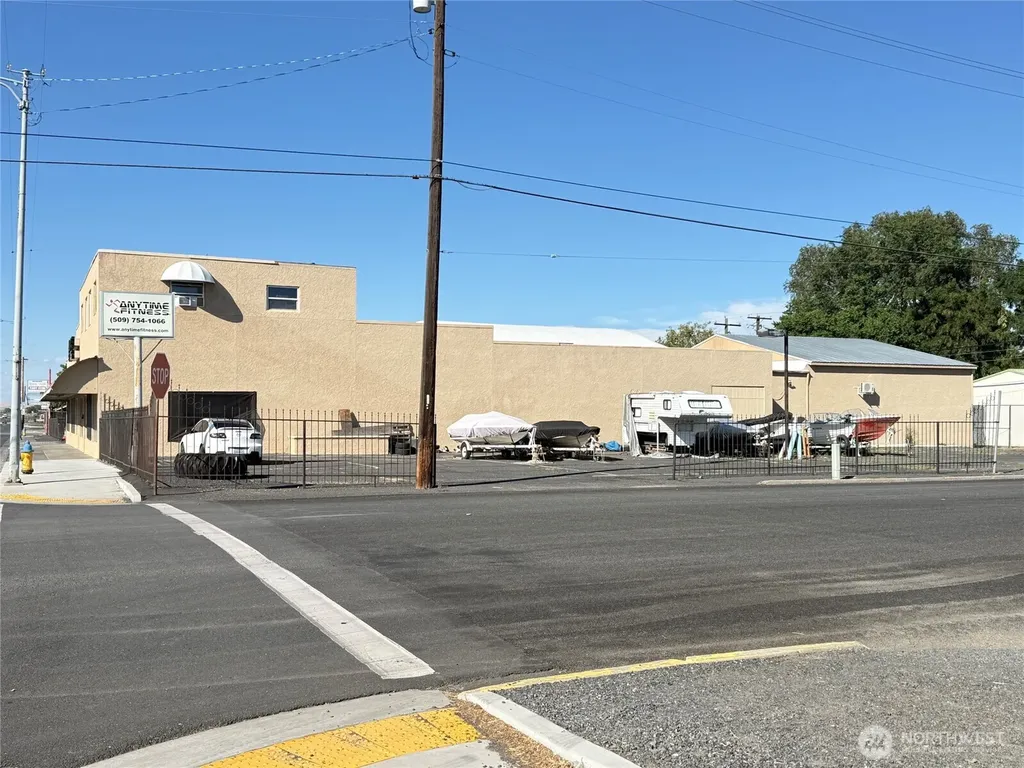 514 Basin Street NW Ephrata WA 98823