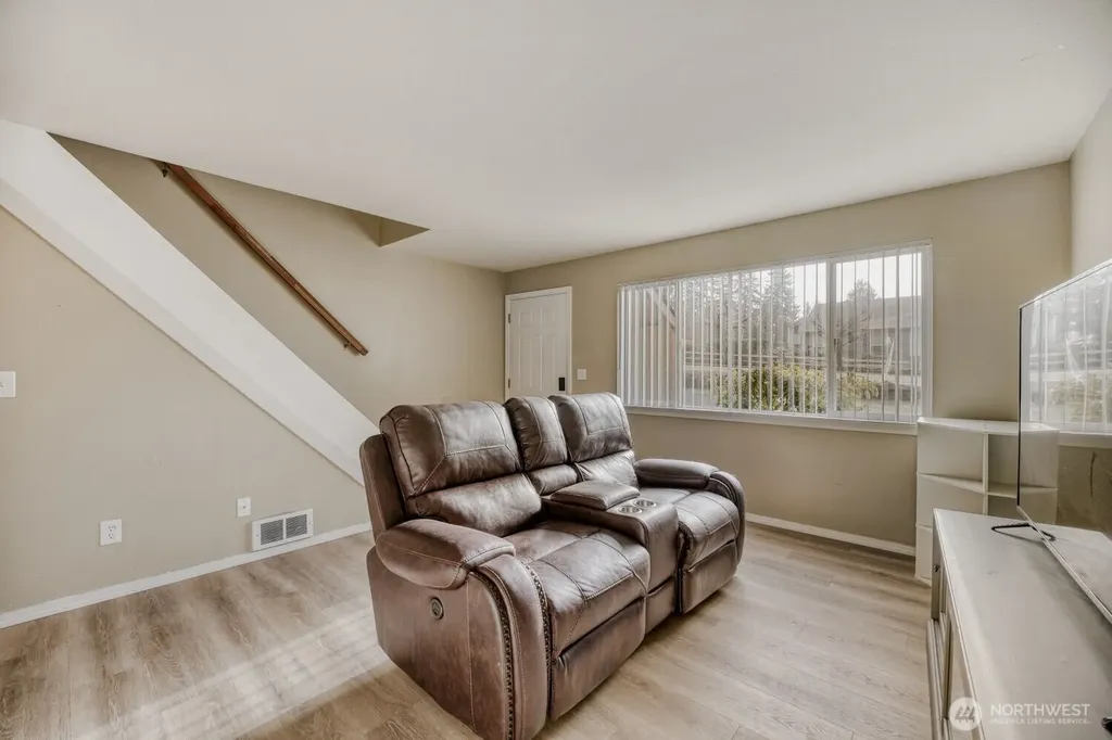 2300 9th Ave SW Olympia WA 98502