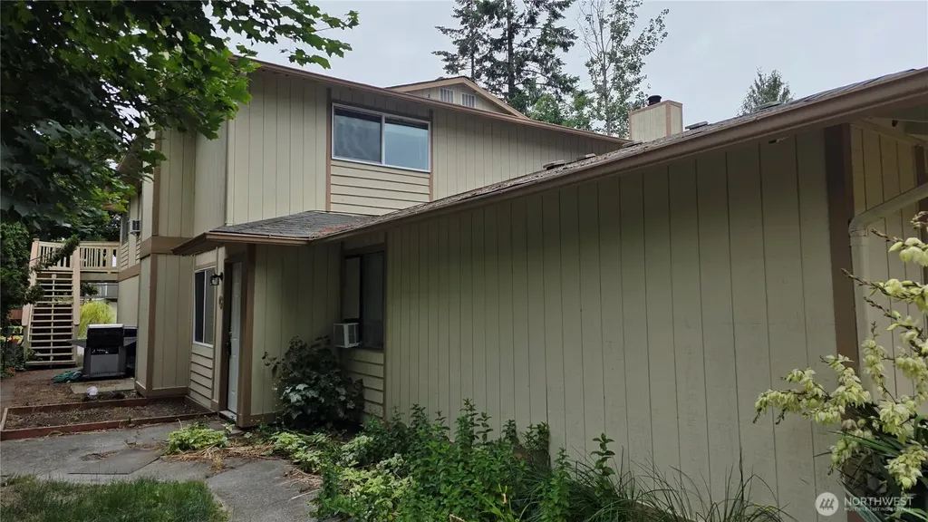 903 31st Street NE Auburn WA 98002