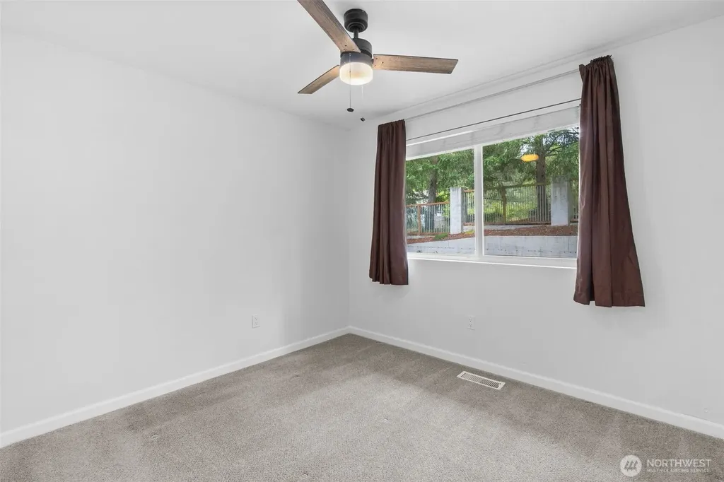 4003 85th Avenue NW Gig Harbor WA 98335