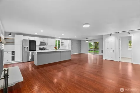 4003 85th Avenue NW Gig Harbor WA 98335