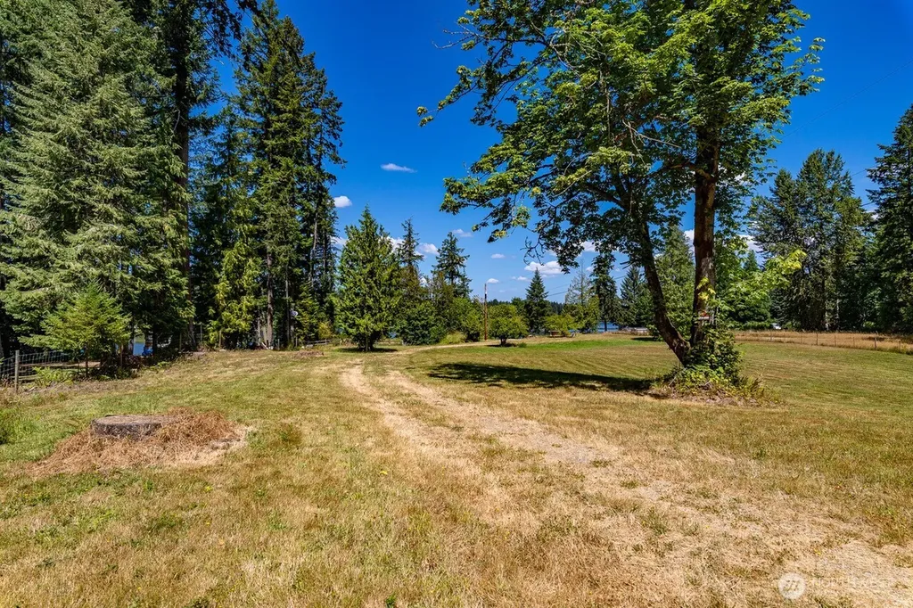 34304 Thomas Road E Eatonville WA 98328