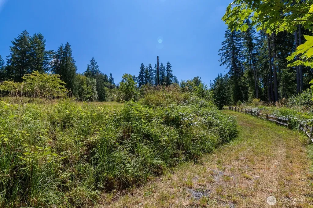 34304 Thomas Road E Eatonville WA 98328