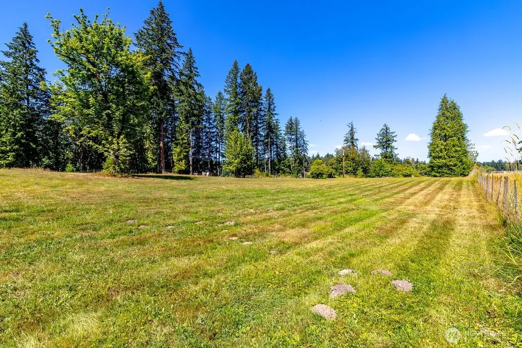 34304 Thomas Road E Eatonville WA 98328