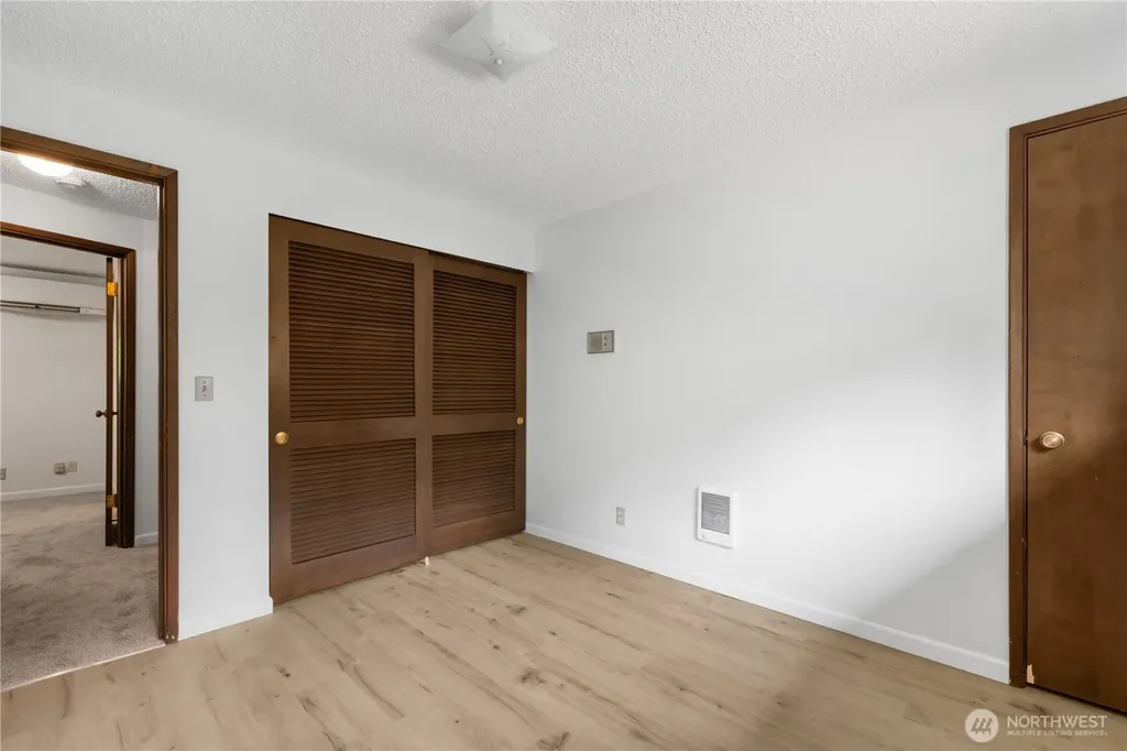 1917 Higgins Road SE Port Orchard WA 98366