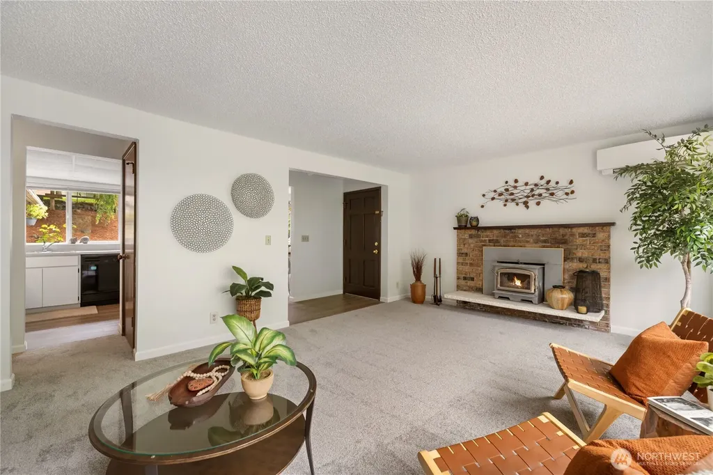1917 Higgins Road SE Port Orchard WA 98366