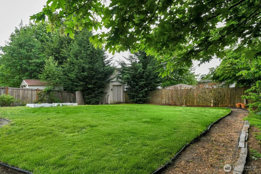 11035 SE 271st Street Kent WA 98030