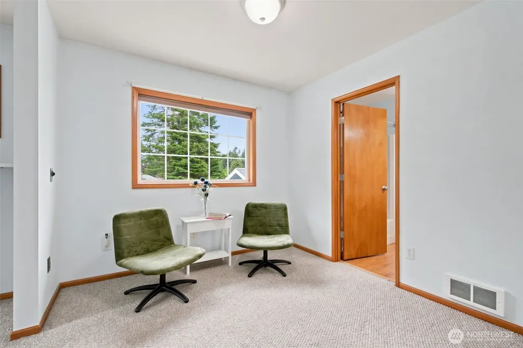 280 Mains Road Sequim WA 98382