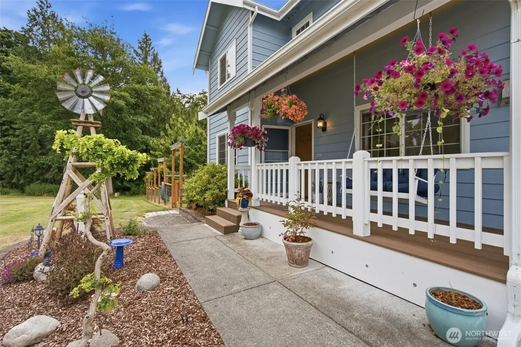 280 Mains Road Sequim WA 98382