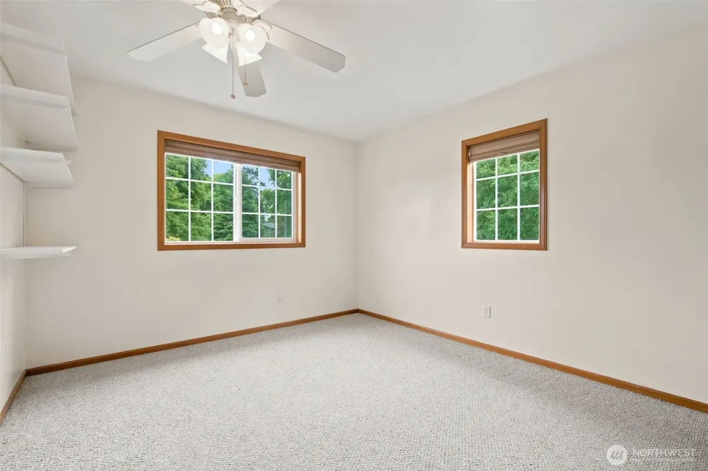 280 Mains Road Sequim WA 98382