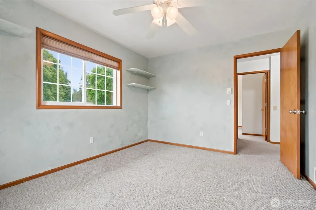 280 Mains Road Sequim WA 98382