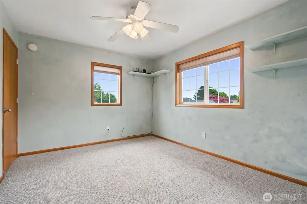 280 Mains Road Sequim WA 98382