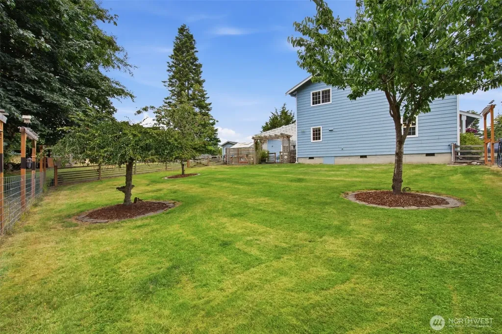 280 Mains Road Sequim WA 98382