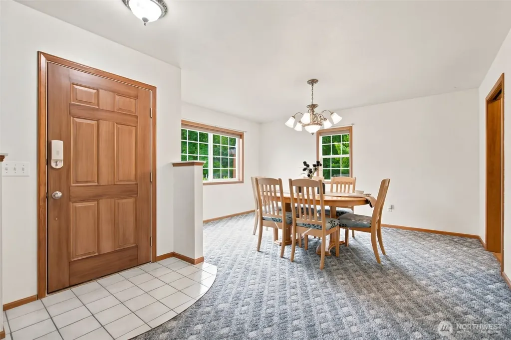 280 Mains Road Sequim WA 98382