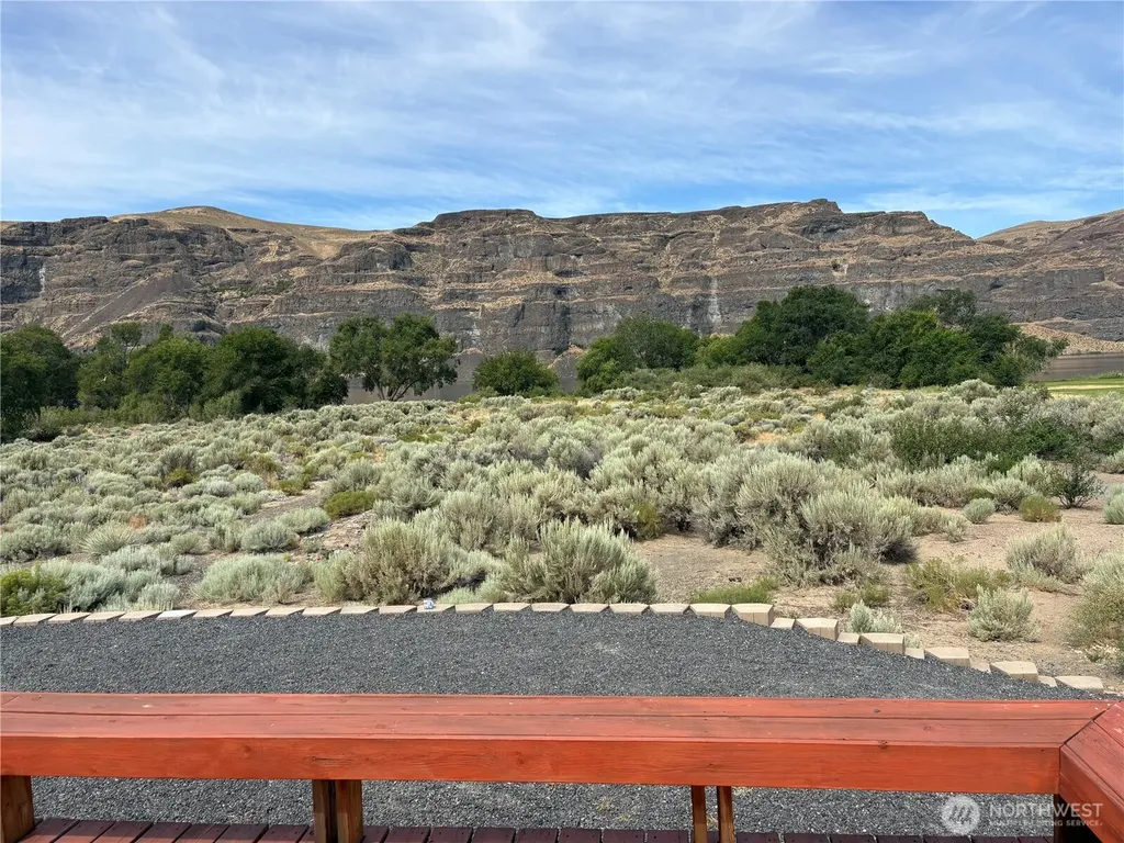928 River Drive SW Quincy WA 98848