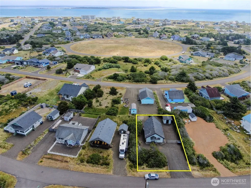 425 N Portal Loop SW Ocean Shores WA 98569