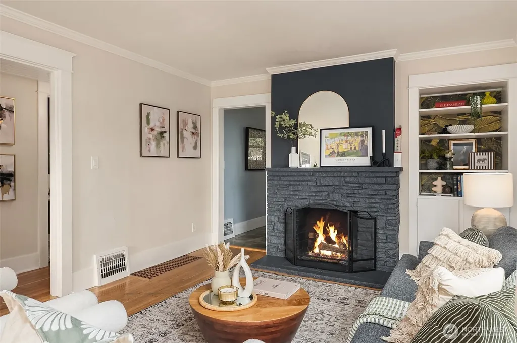 4456 46th Avenue SW Seattle WA 98116