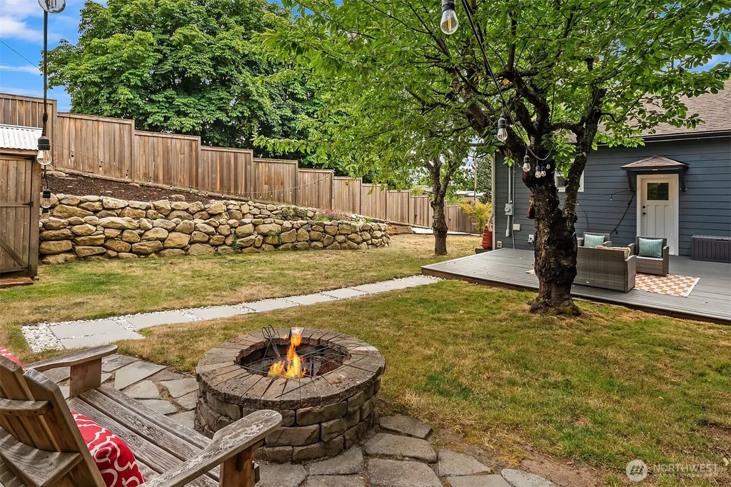 4456 46th Avenue SW Seattle WA 98116