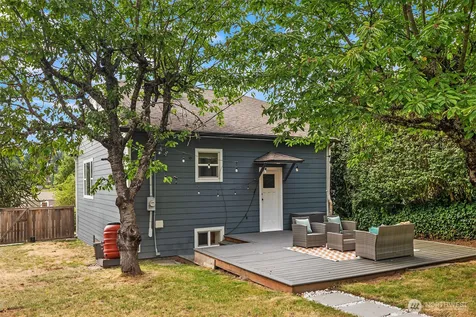 4456 46th Avenue SW Seattle WA 98116