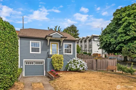 4456 46th Avenue SW Seattle WA 98116