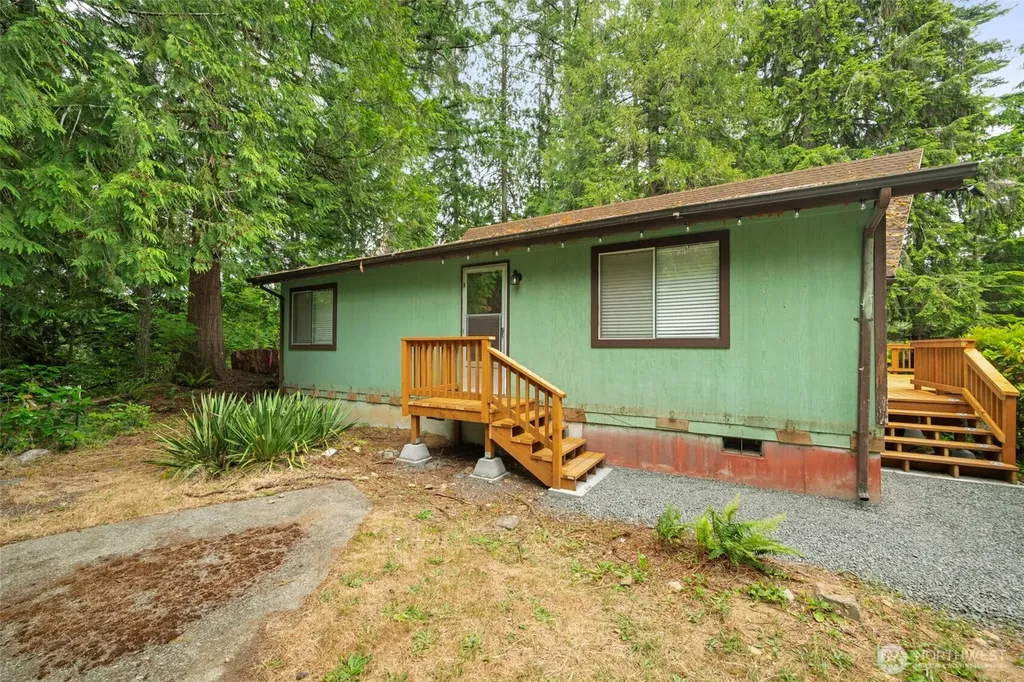 120 Ridge Road Brinnon WA 98320