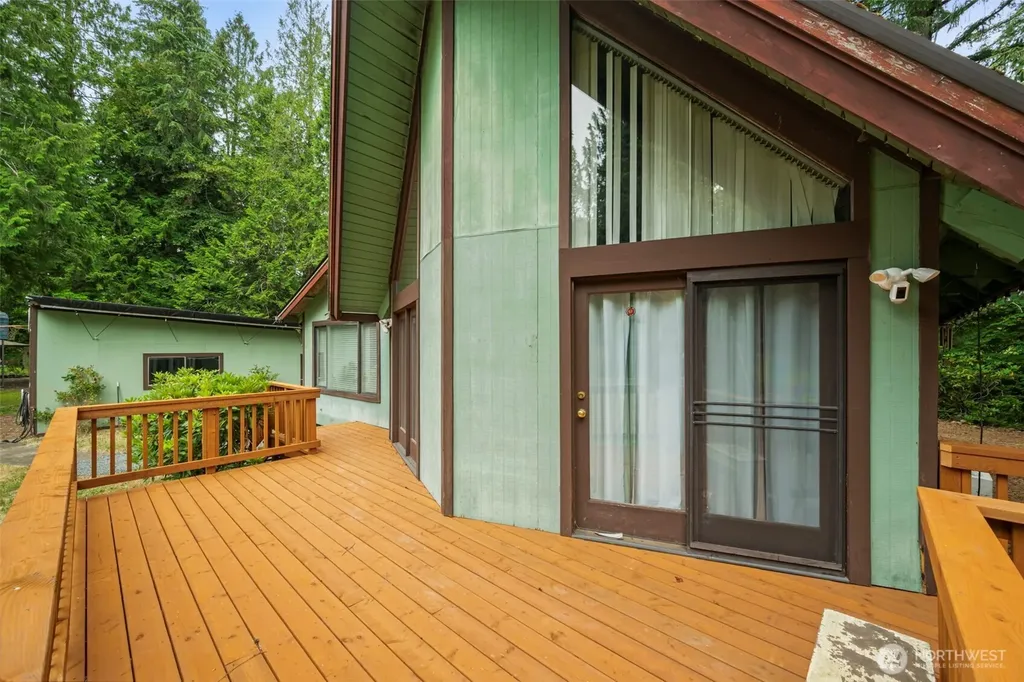 120 Ridge Road Brinnon WA 98320