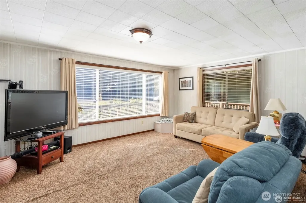 120 Ridge Road Brinnon WA 98320