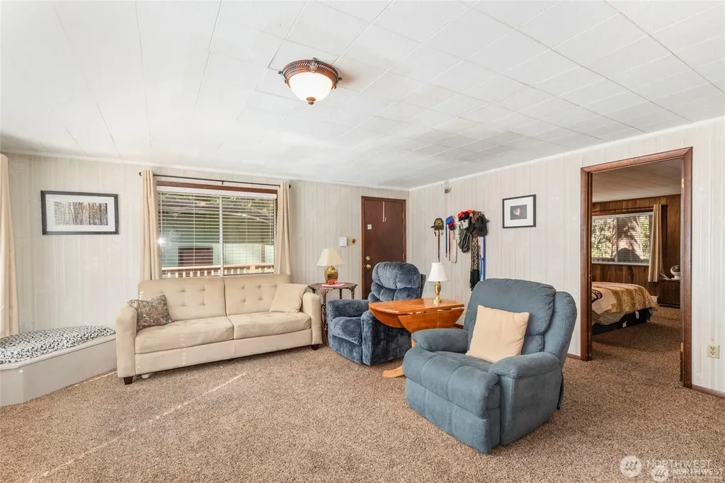 120 Ridge Road Brinnon WA 98320