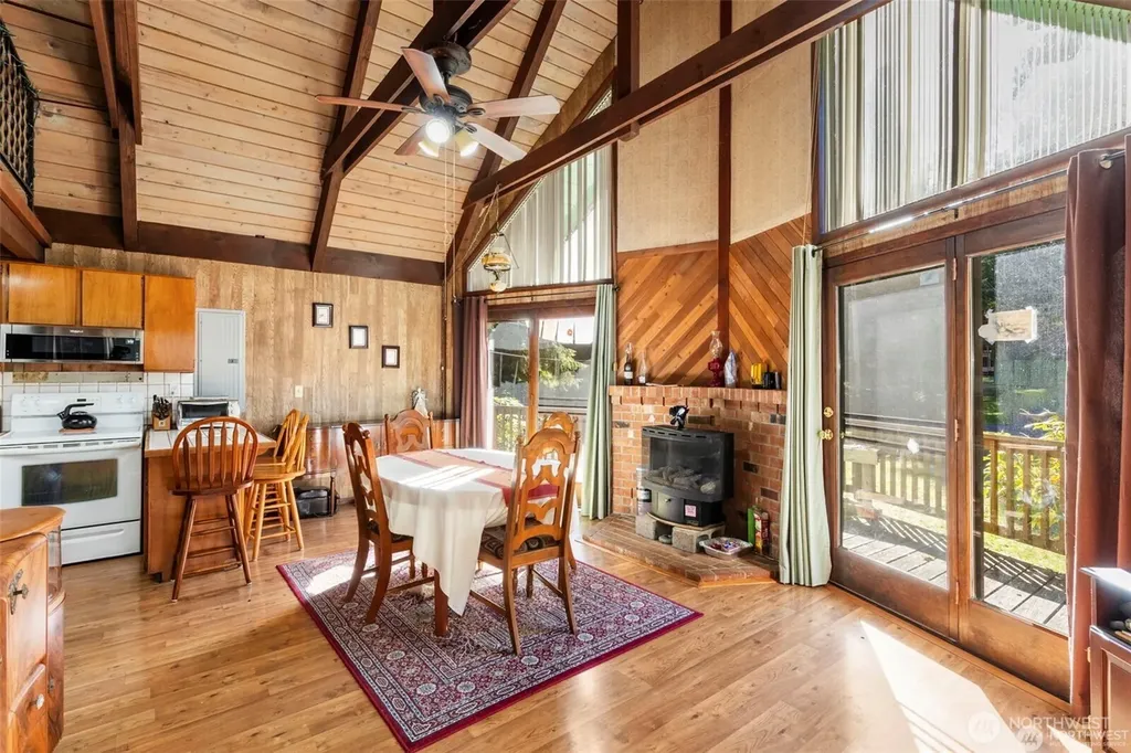 120 Ridge Road Brinnon WA 98320