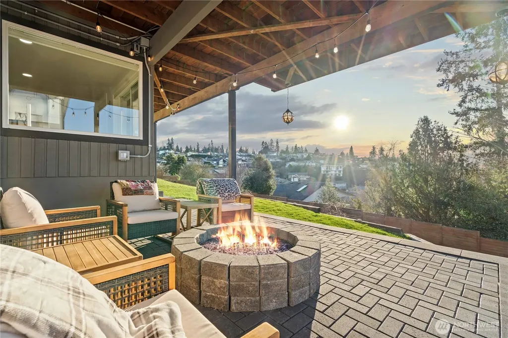 29603 1st Avenue S Federal Way WA 98003
