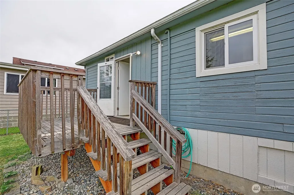 27204 103rd Drive NW Stanwood WA 98292